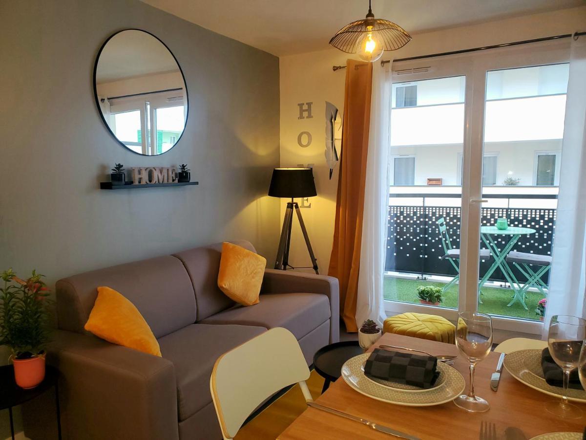 מו The Sunshine- Appart Cosy Proche Paris-Disney Avec Parking Prive Dans Residence מראה חיצוני תמונה